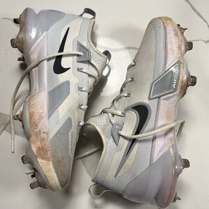 Boys Nike zoom baseball cleats! Worn 3x